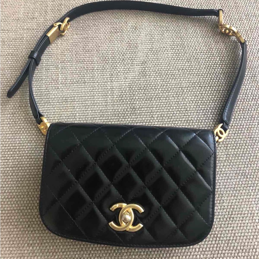 CHANEL Black Quilted Lambskin/ Suede Mini Belt Bag with Gold CC Hardware - Picture 4 of 16